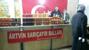 selling artvin saricayir honey