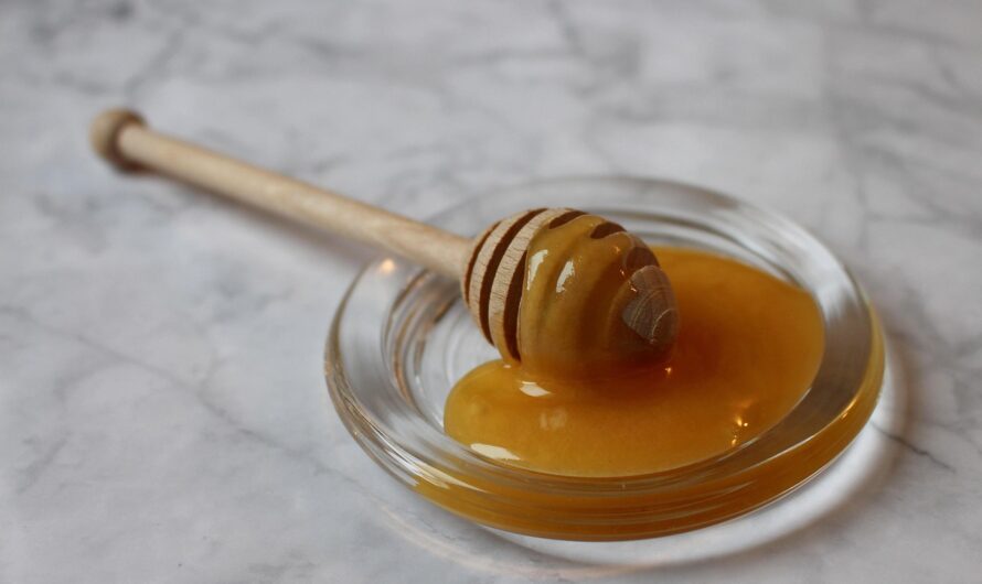 What are the characteristics of Anzer Honey?